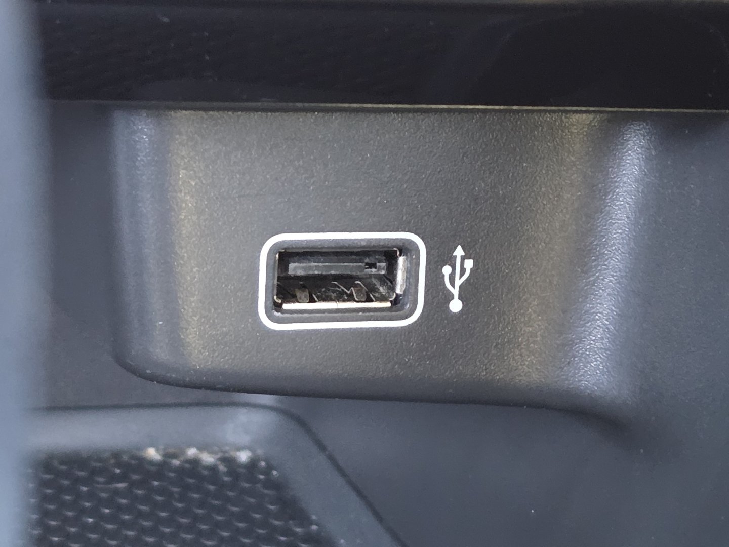 Used 2019 Volkswagen Jetta SEL FWD image 6