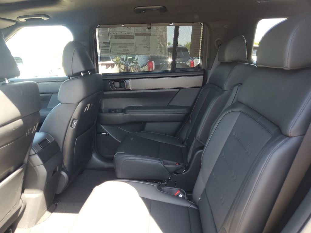 New 2025 Hyundai Santa Fe Calligraphy image 5