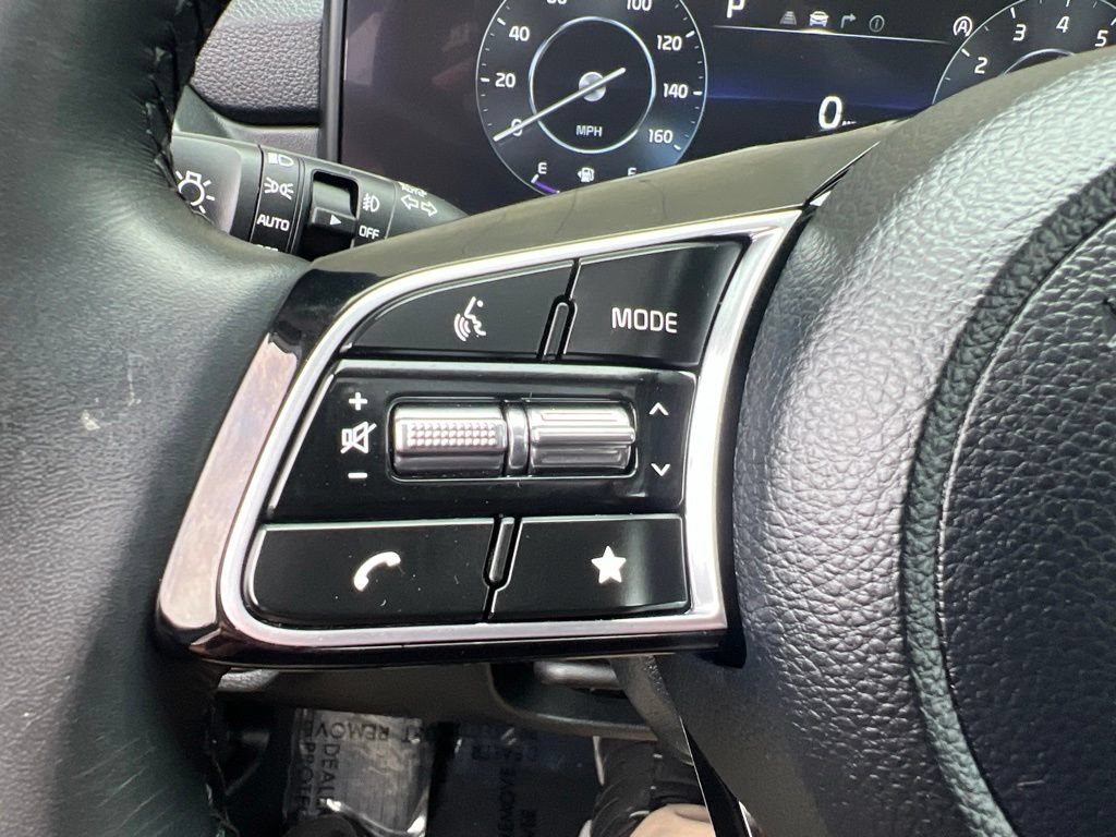 Certified 2024 Kia Seltos EX AWD/4WD image 64