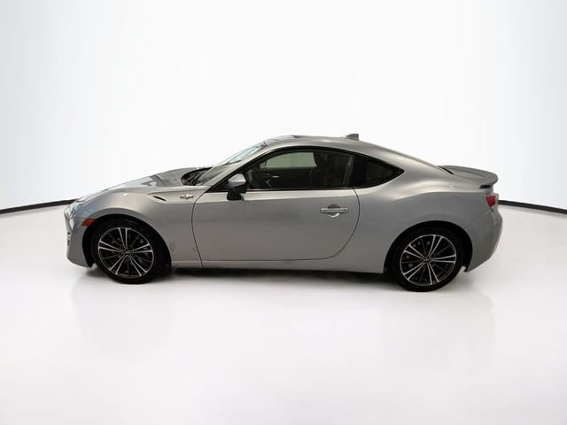 Used 2015 Scion FR-S RWD image 4