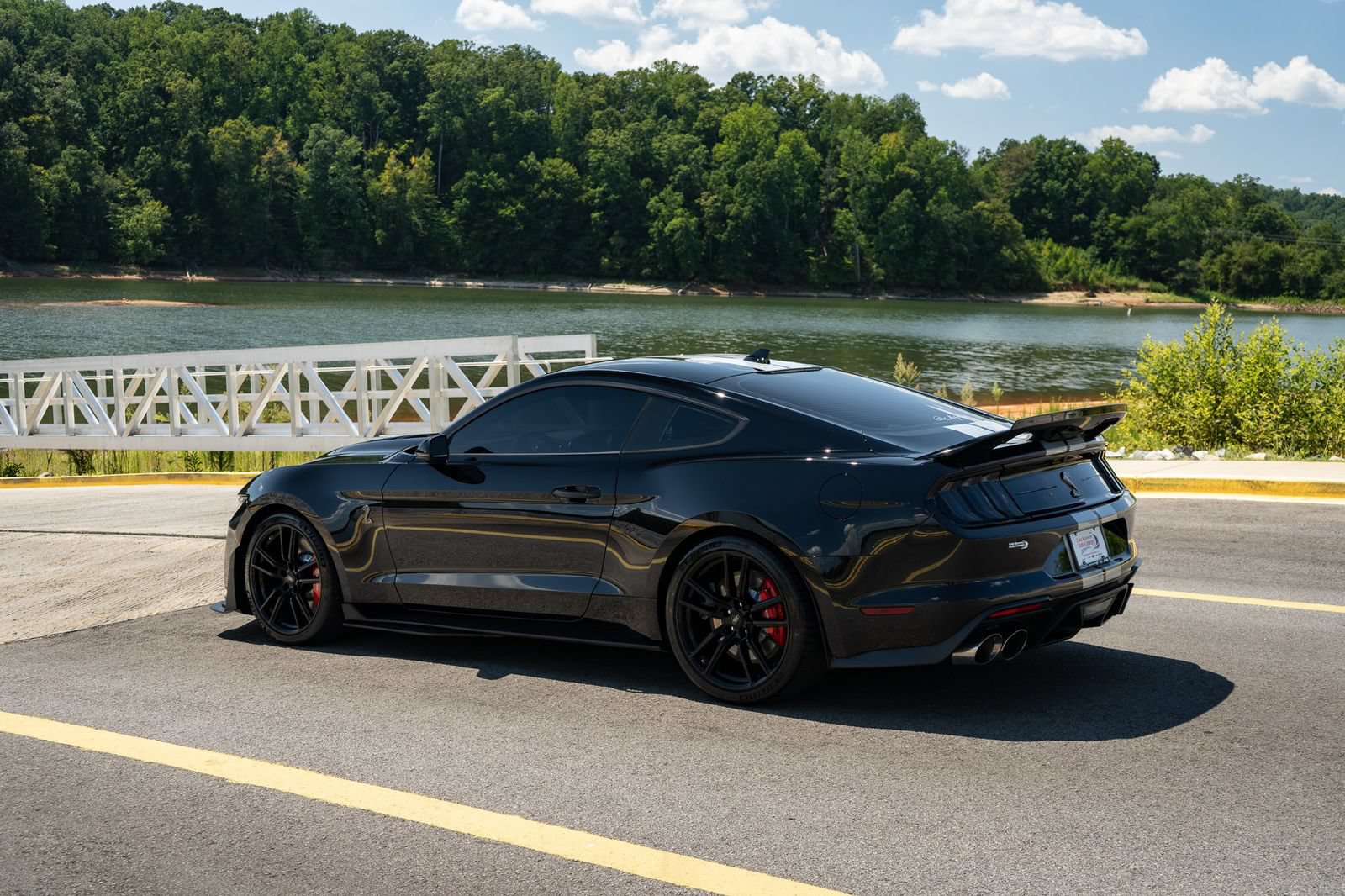 Used 2021 Ford Mustang Shelby GT500 w/ Technology Package RWD image 49