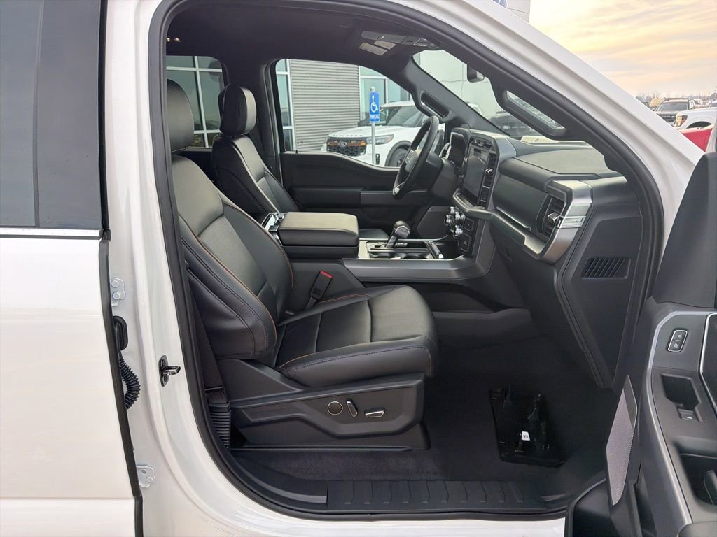 New 2026 Ford F150 Lariat w/ Equipment Group 502A High image 27
