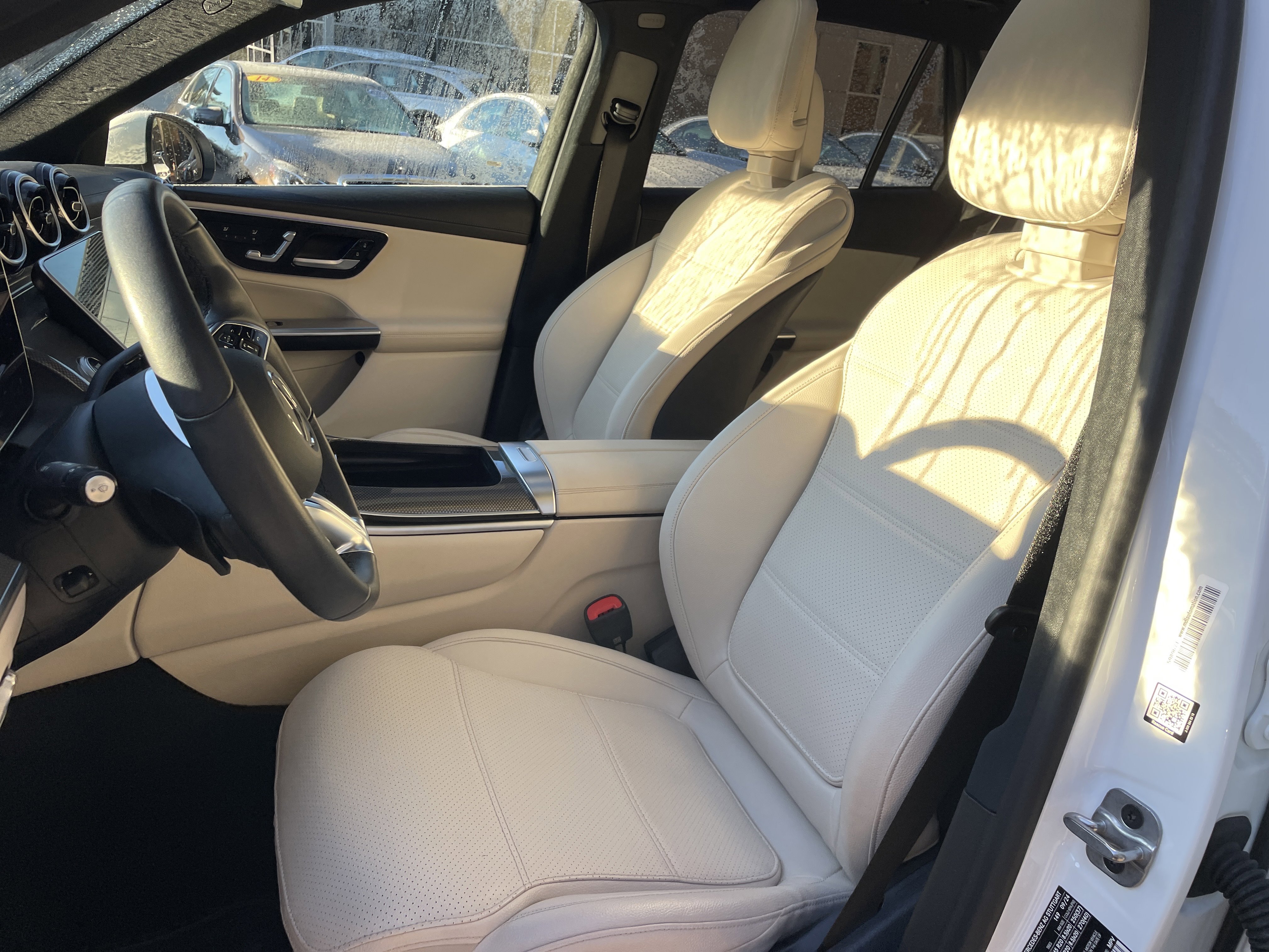 Certified 2025 Mercedes-Benz GLC 300 image 22