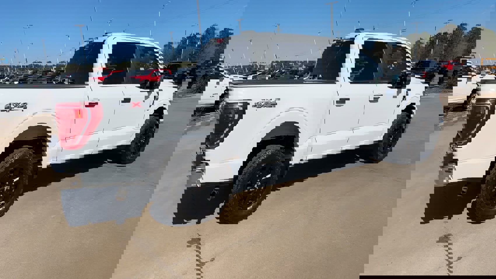 Used 2023 Ford F150 XLT image 9