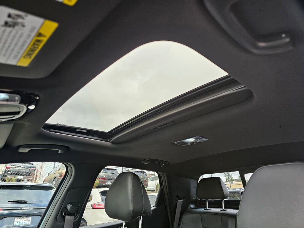 Used 2022 Hyundai Santa Cruz Limited image 19