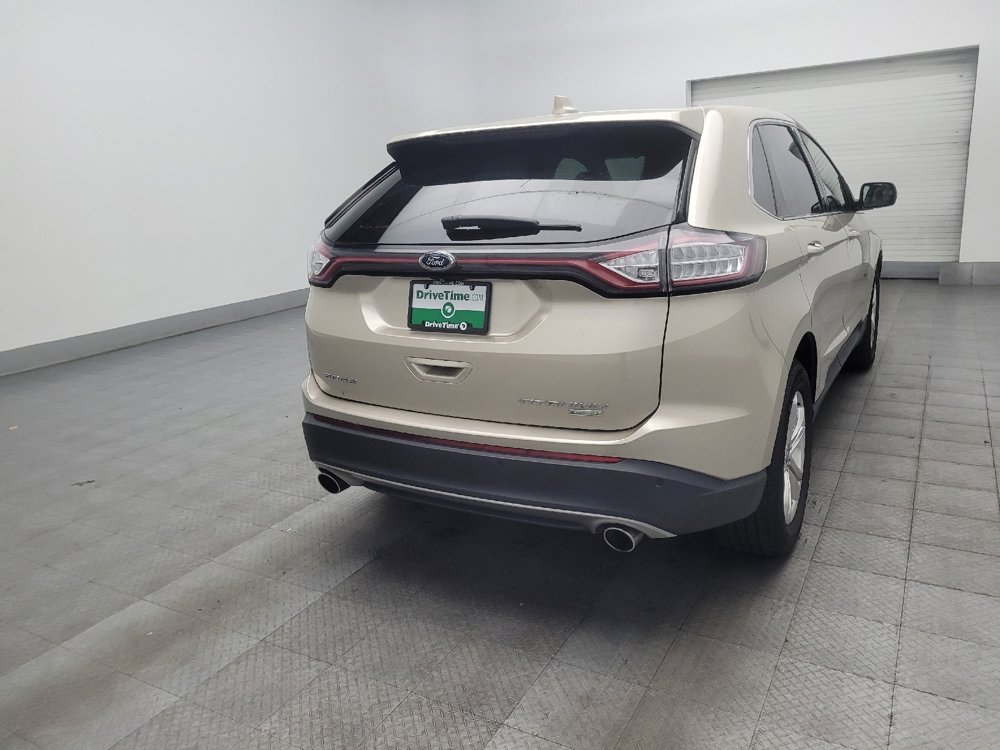 Used 2018 Ford Edge Titanium w/ Technology Package FWD image 9