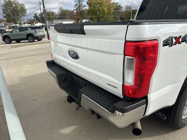 Used 2017 Ford F250 XLT w/ Snow Plow Prep Package image 5