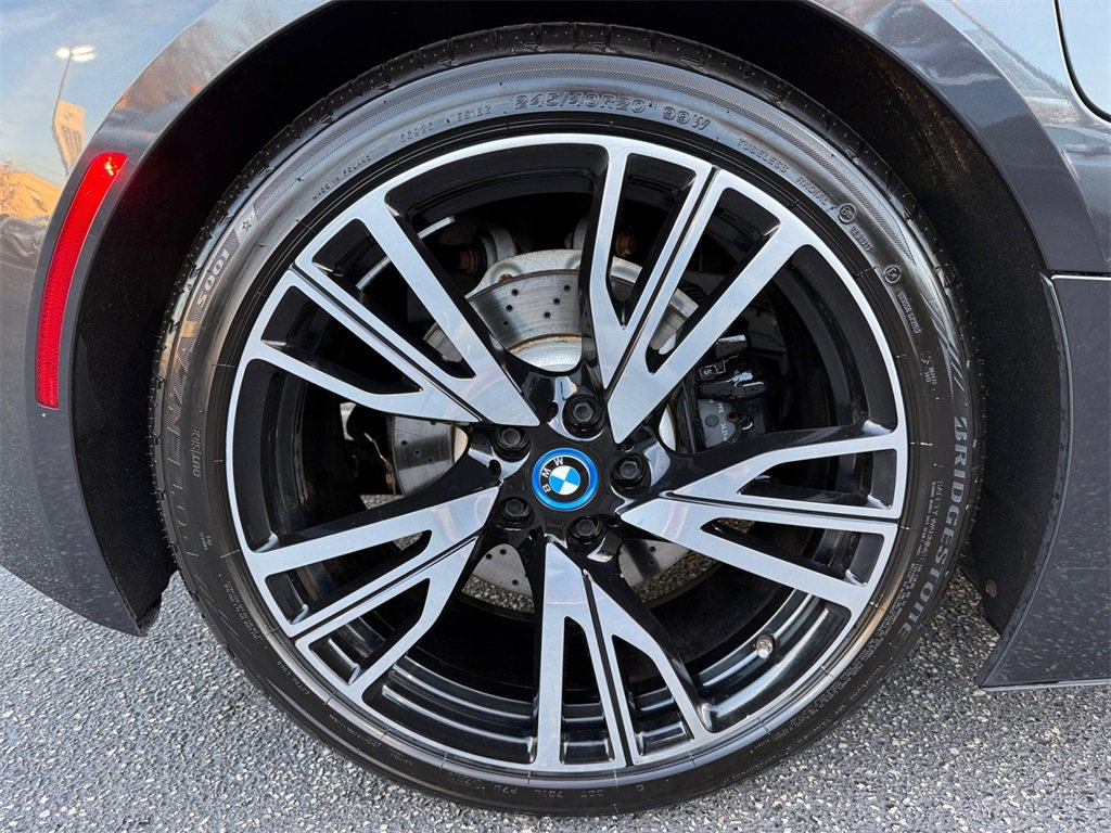 Used 2015 BMW i8 image 17
