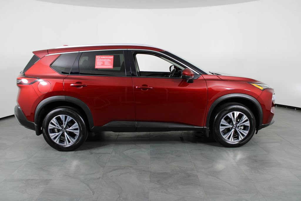 Certified 2021 Nissan Rogue SV w/ Premium Package image 15