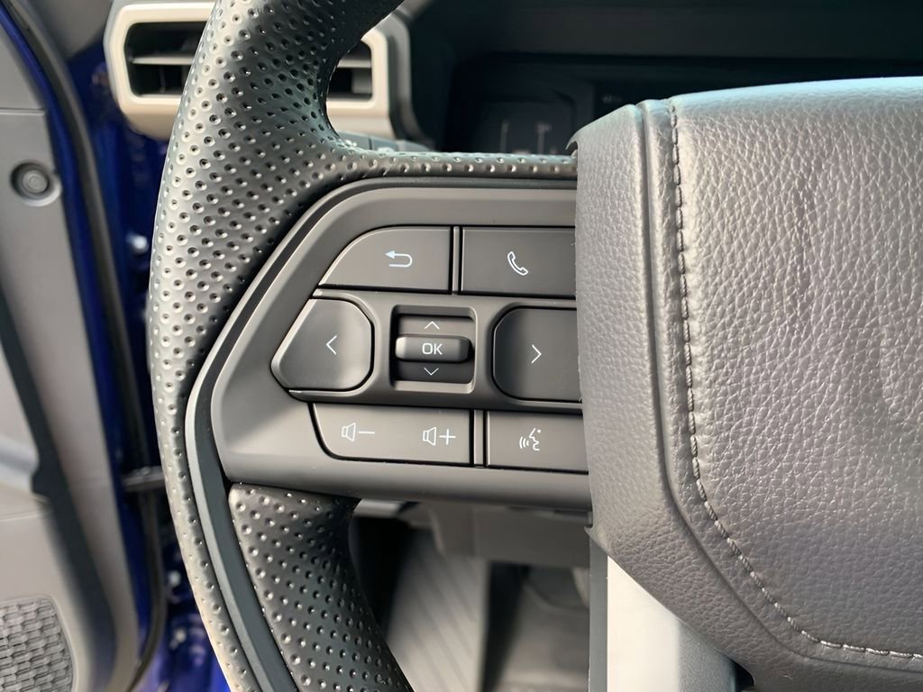 Used 2025 Toyota Tacoma SR5 image 25