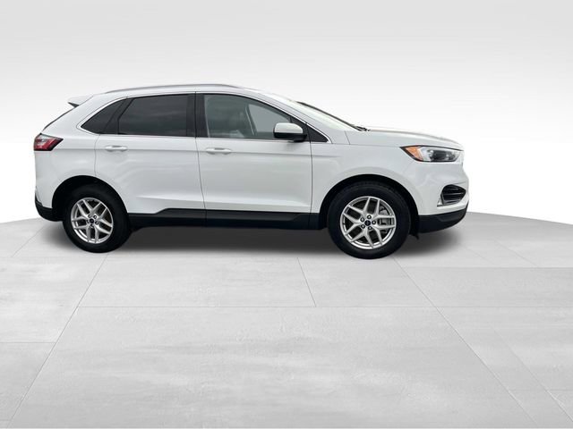 Used 2022 Ford Edge SEL w/ Convenience Package AWD/4WD image 2
