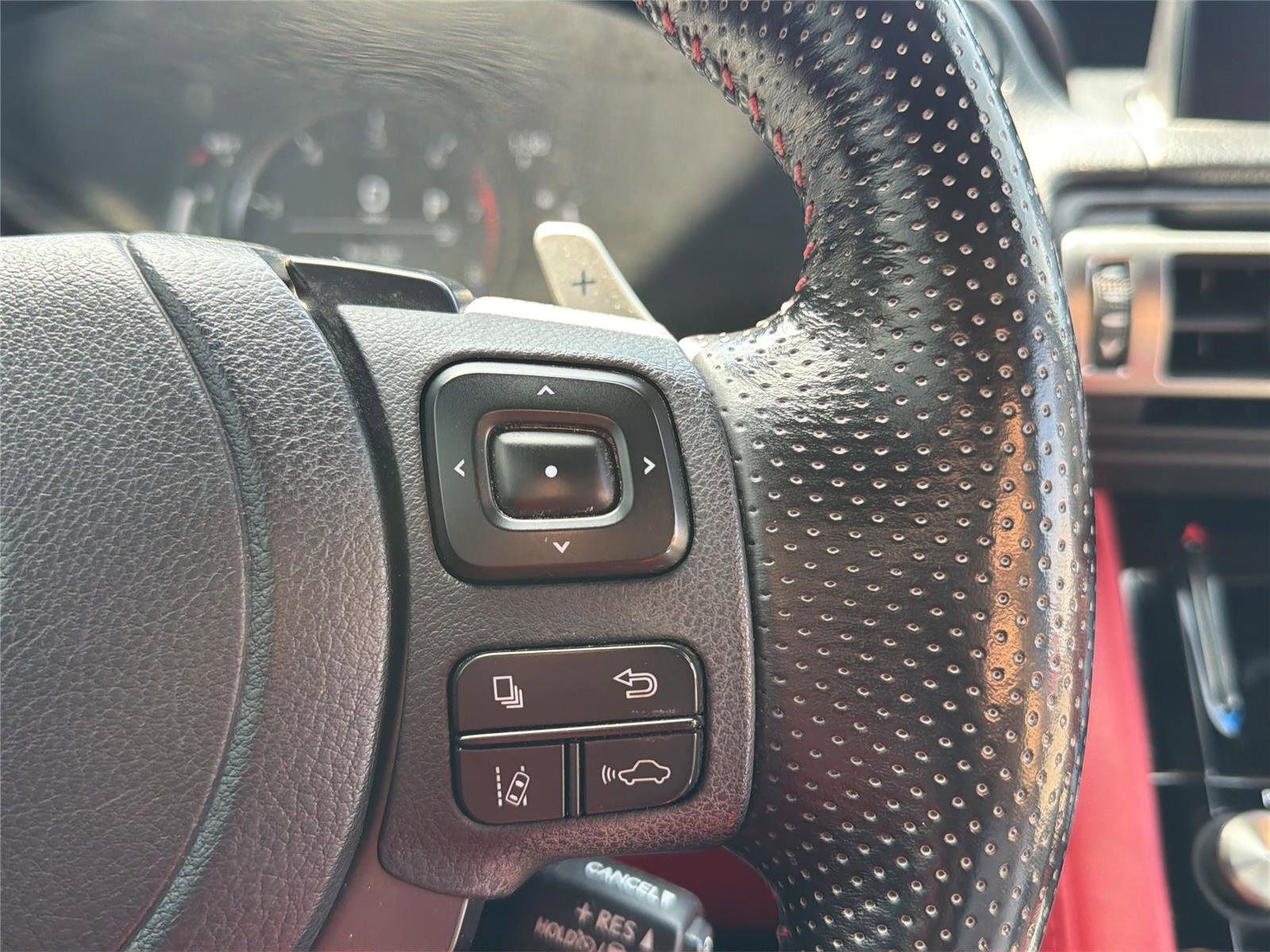 Used 2021 Lexus IS 350 F Sport w/ Accessory Package 2 AWD/4WD image 17
