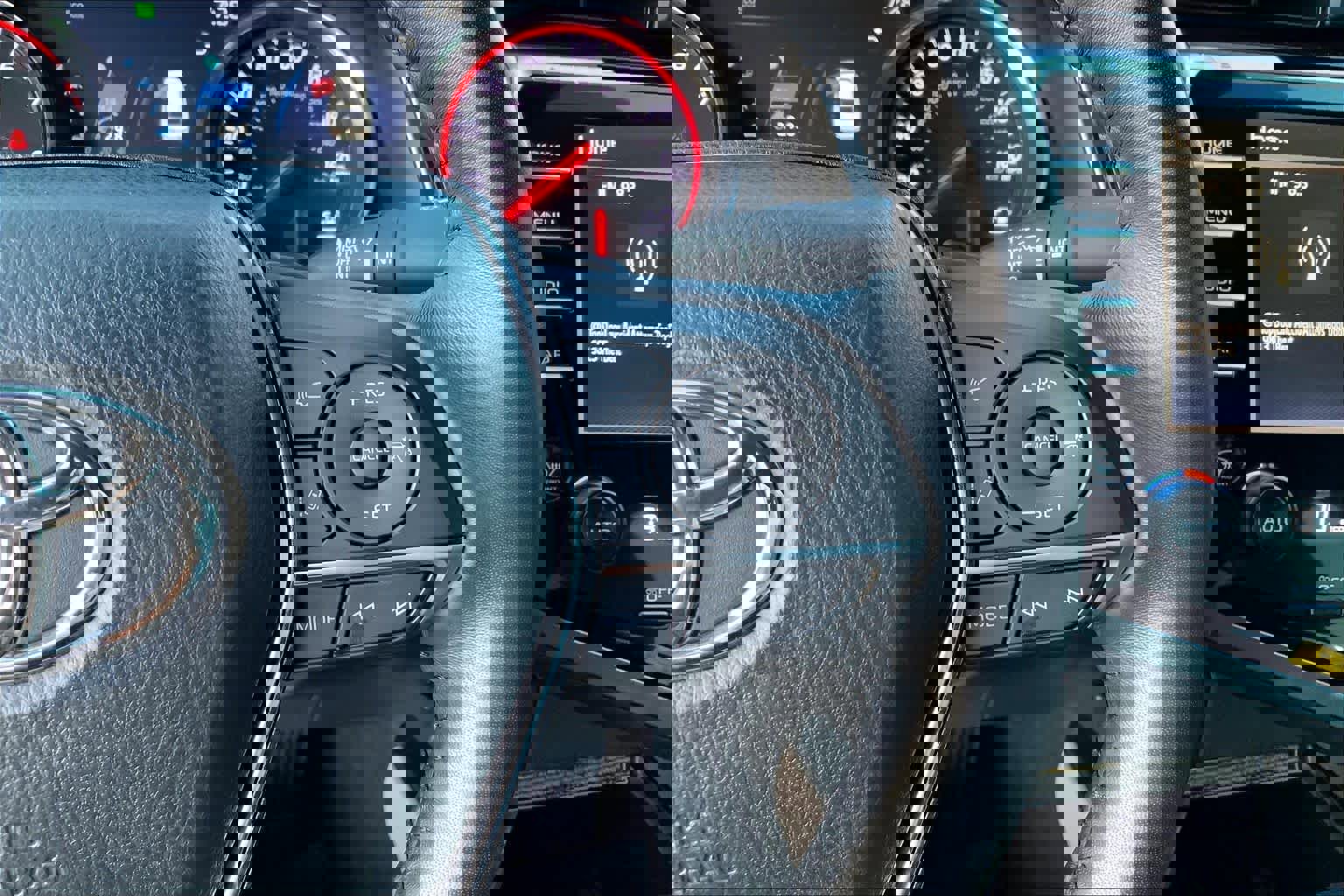 Used 2020 Toyota Camry XSE image 24