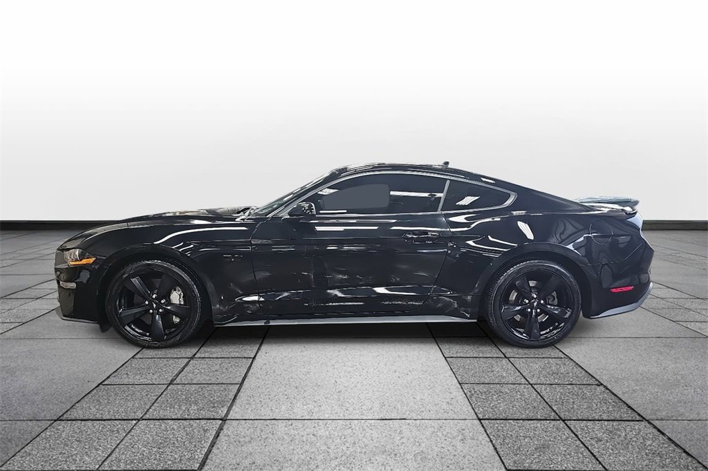 Used 2022 Ford Mustang GT w/ Equipment Group 301A image 7