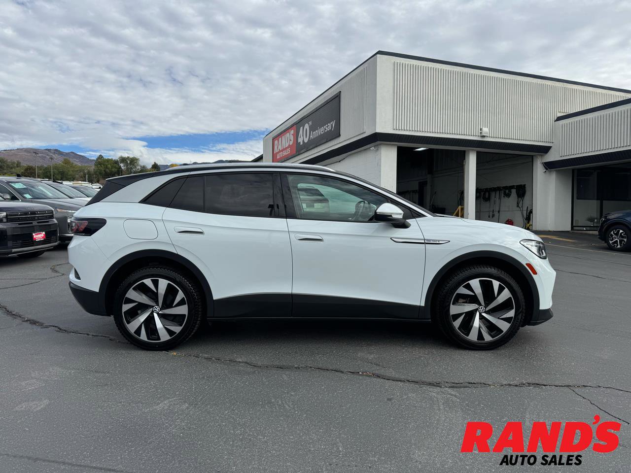 Used 2022 Volkswagen ID.4 Pro S w/ Gradient Package