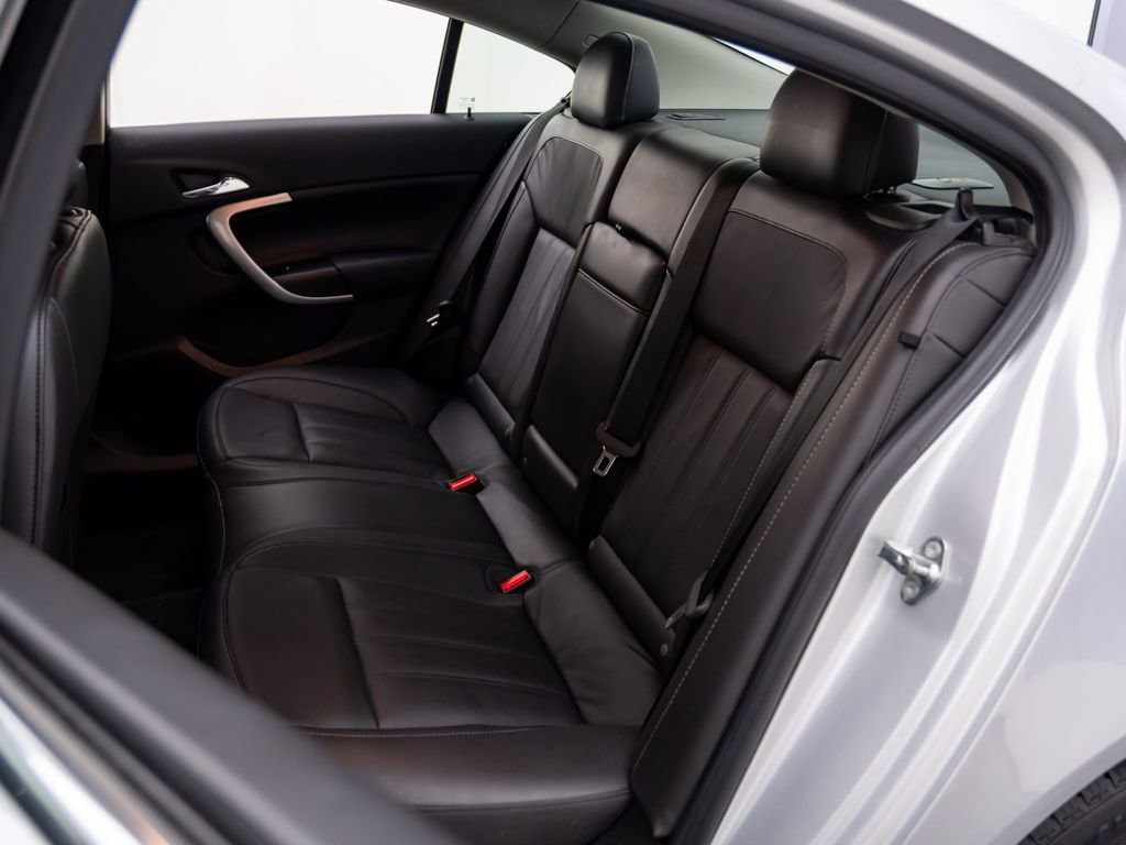 Used 2016 Buick Regal image 18