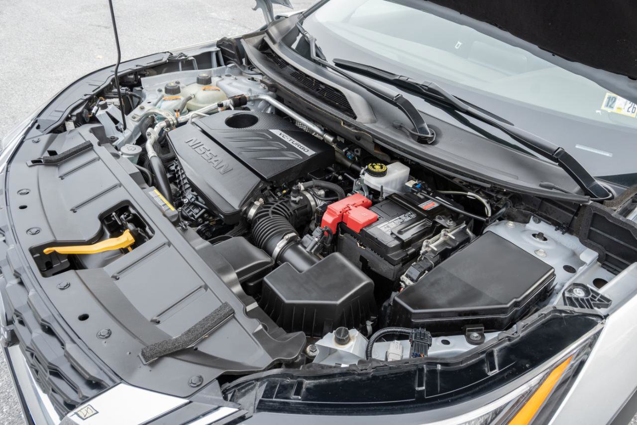 Used 2023 Nissan Rogue SV image 39