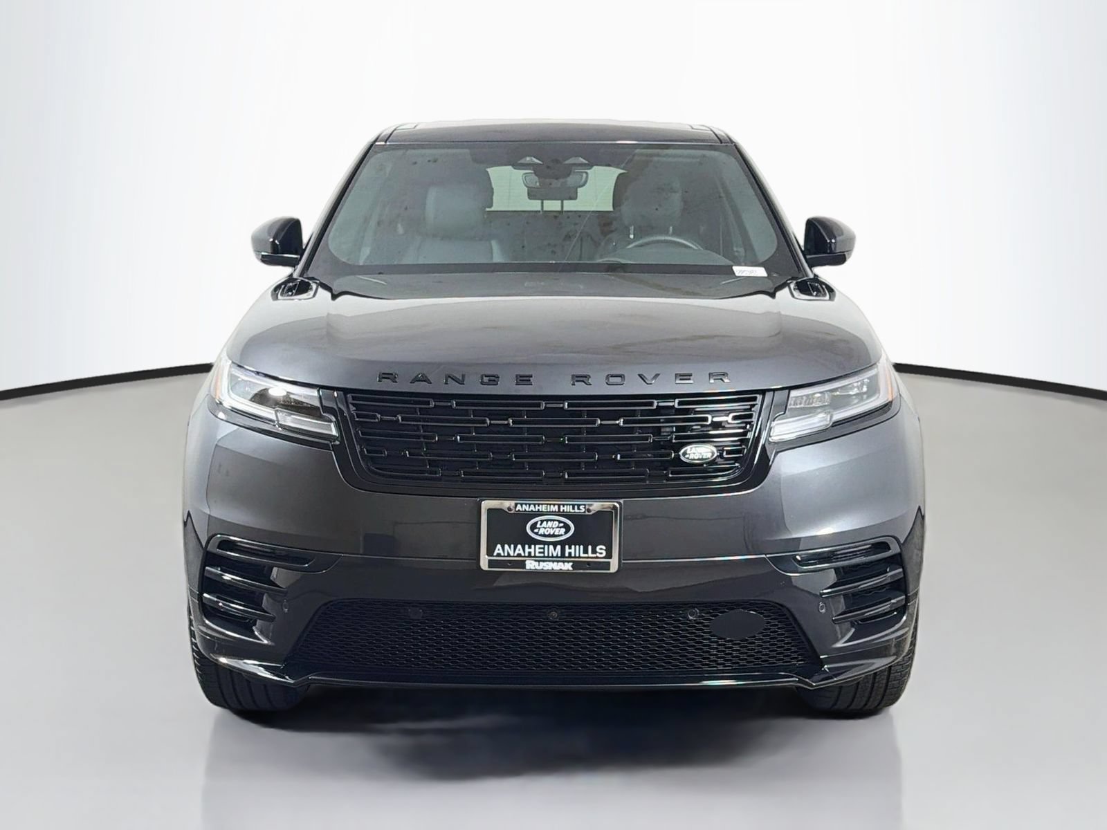 Certified 2026 Land Rover Range Rover Velar Dynamic SE AWD/4WD image 8