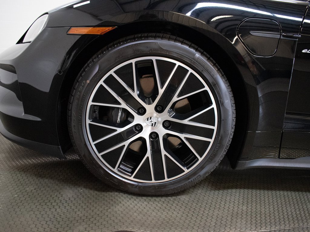 New 2025 Porsche Taycan image 15