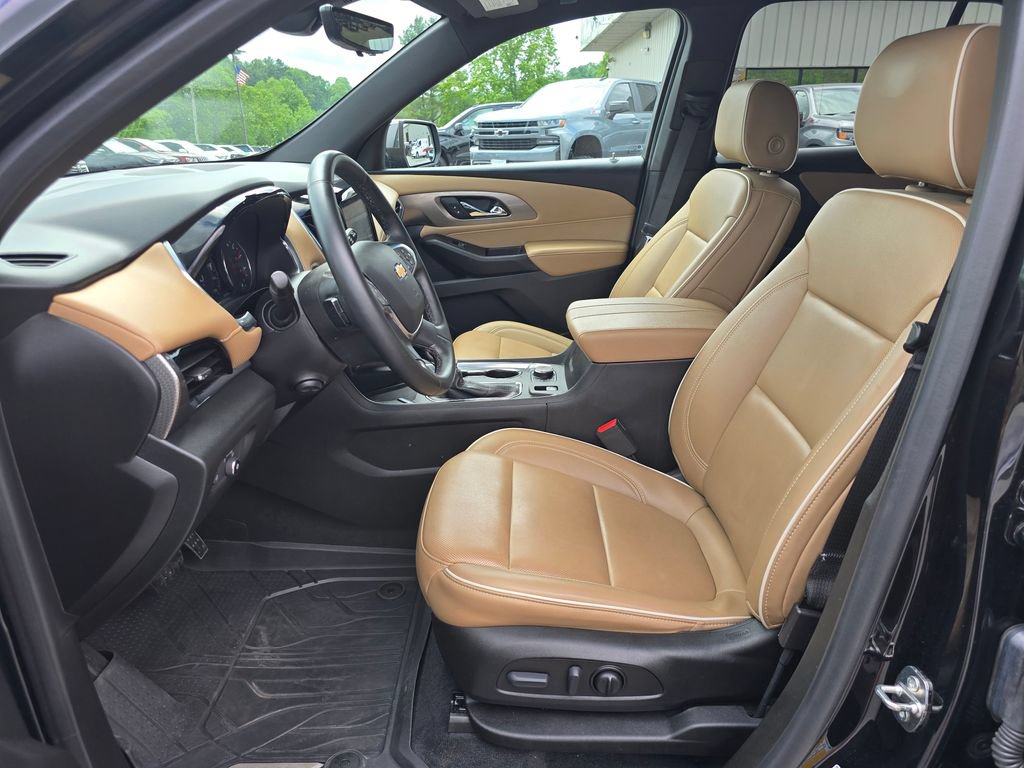 Certified 2023 Chevrolet Traverse Premier AWD/4WD image 4