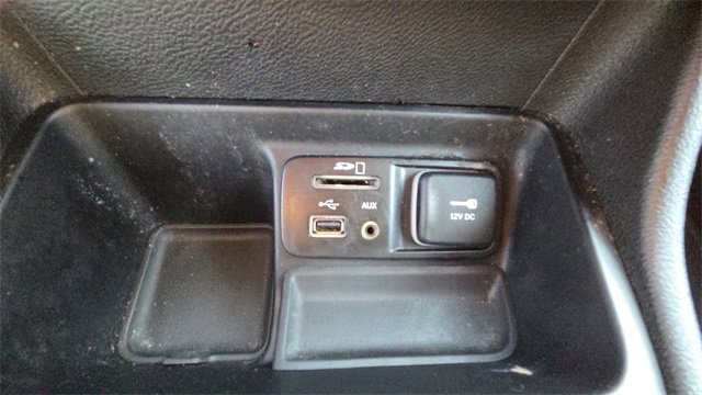 Used 2017 Jeep Cherokee Latitude image 27