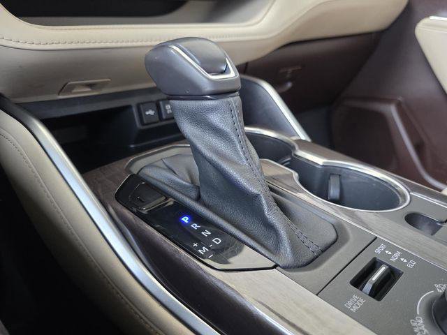 Certified 2021 Toyota Highlander Limited image 26