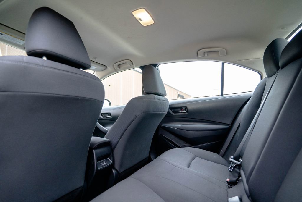 Used 2024 Toyota Corolla LE FWD image 24