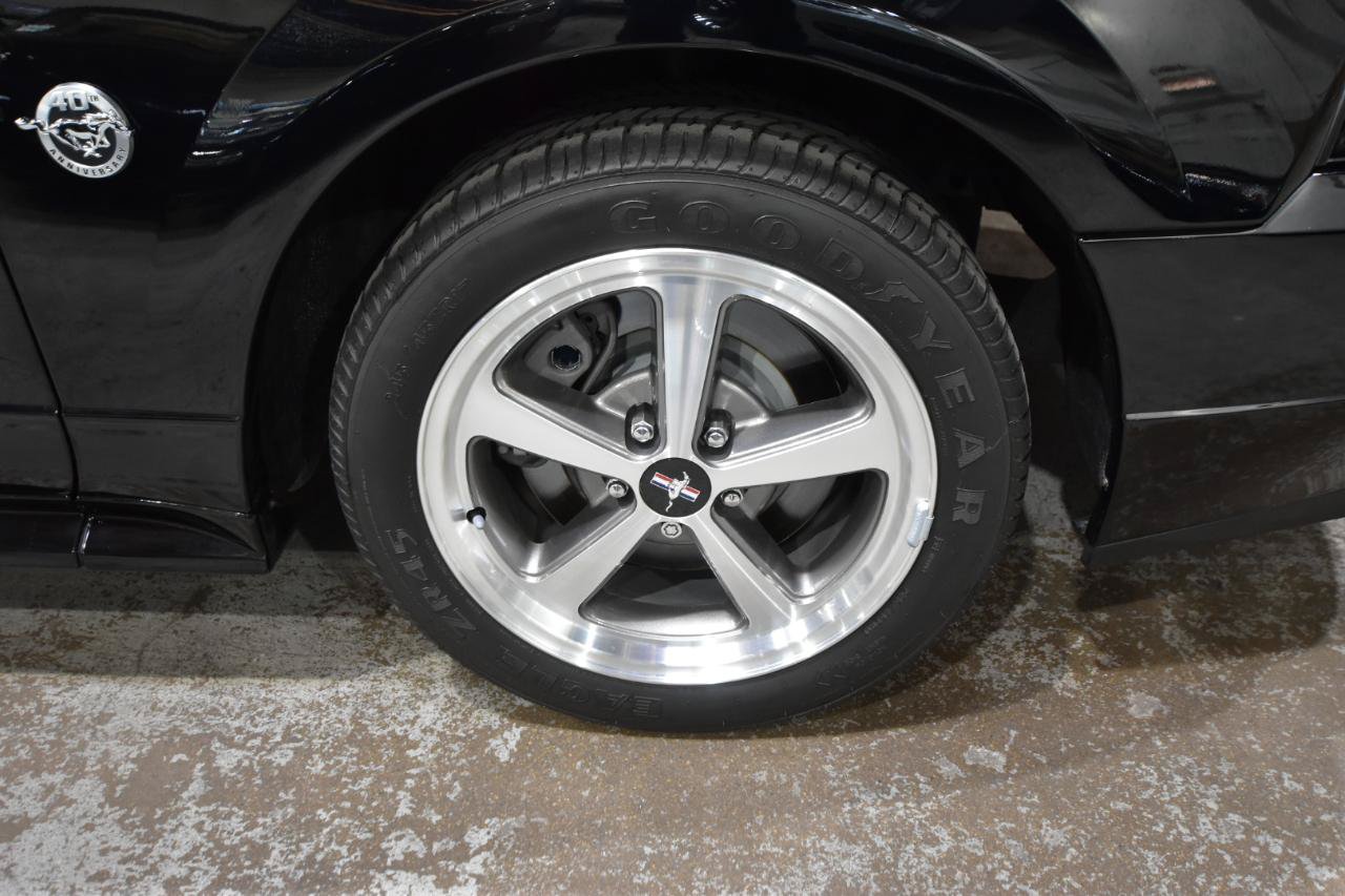 Used 2004 Ford Mustang Mach 1 RWD image 49