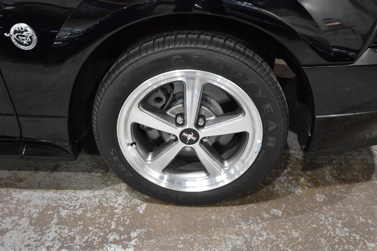 Used 2004 Ford Mustang Mach 1 RWD image 49