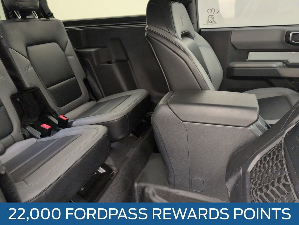 Certified 2022 Ford Bronco Black Diamond w/ Sasquatch Package image 19