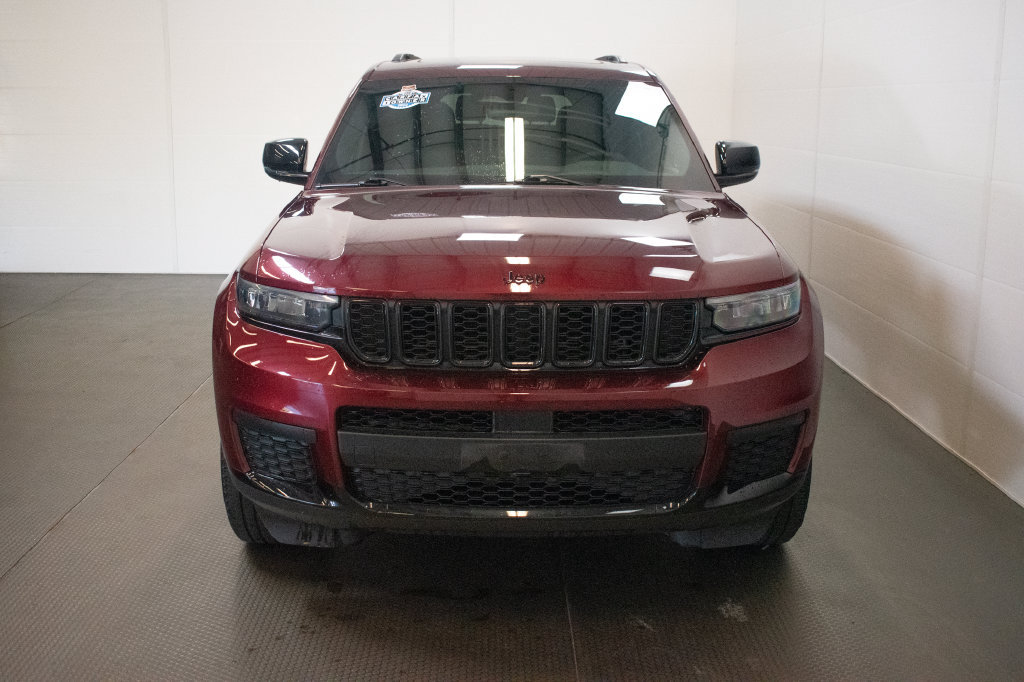 Used 2023 Jeep Grand Cherokee L Laredo AWD/4WD image 2