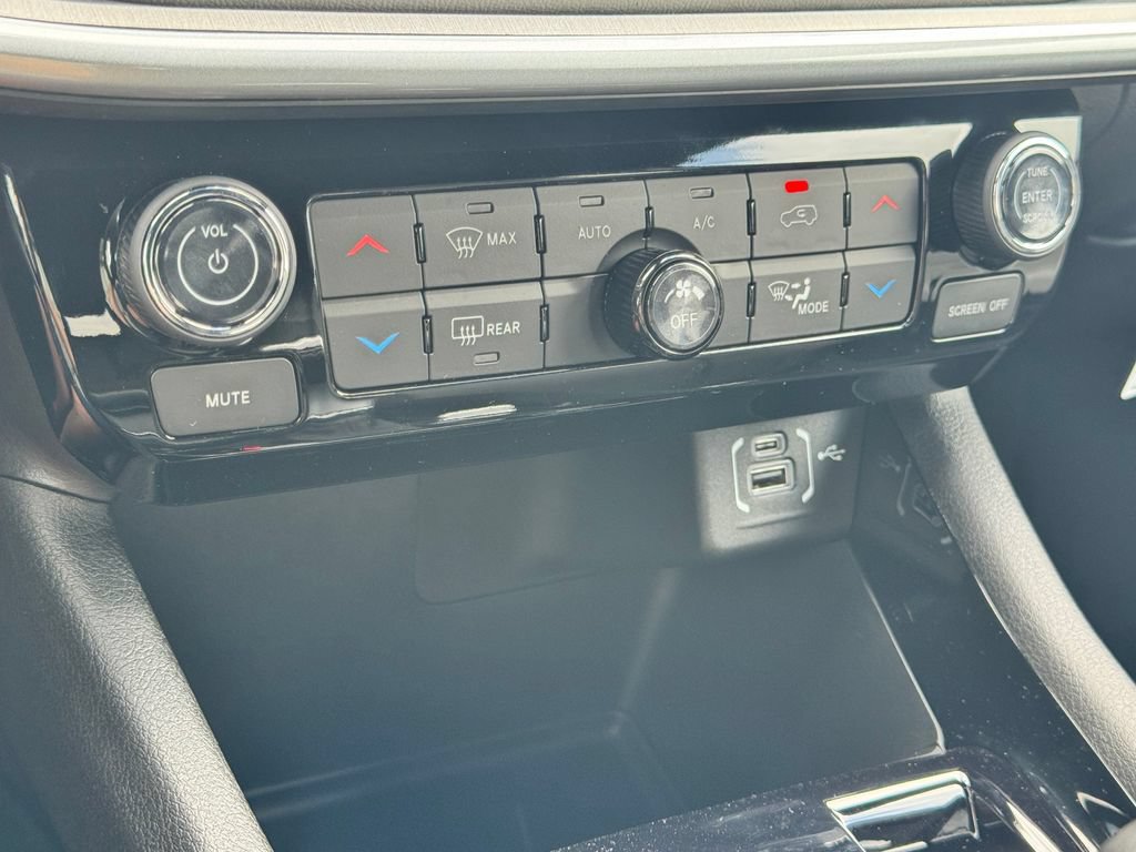 New 2026 Jeep Compass Limited AWD/4WD image 21