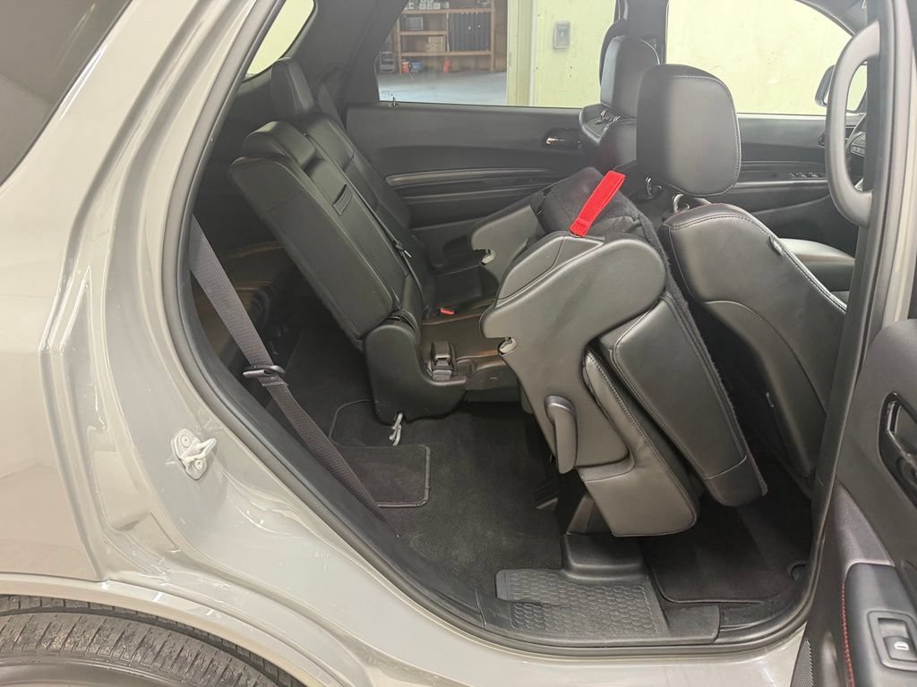 Used 2025 Dodge Durango GT AWD/4WD image 11