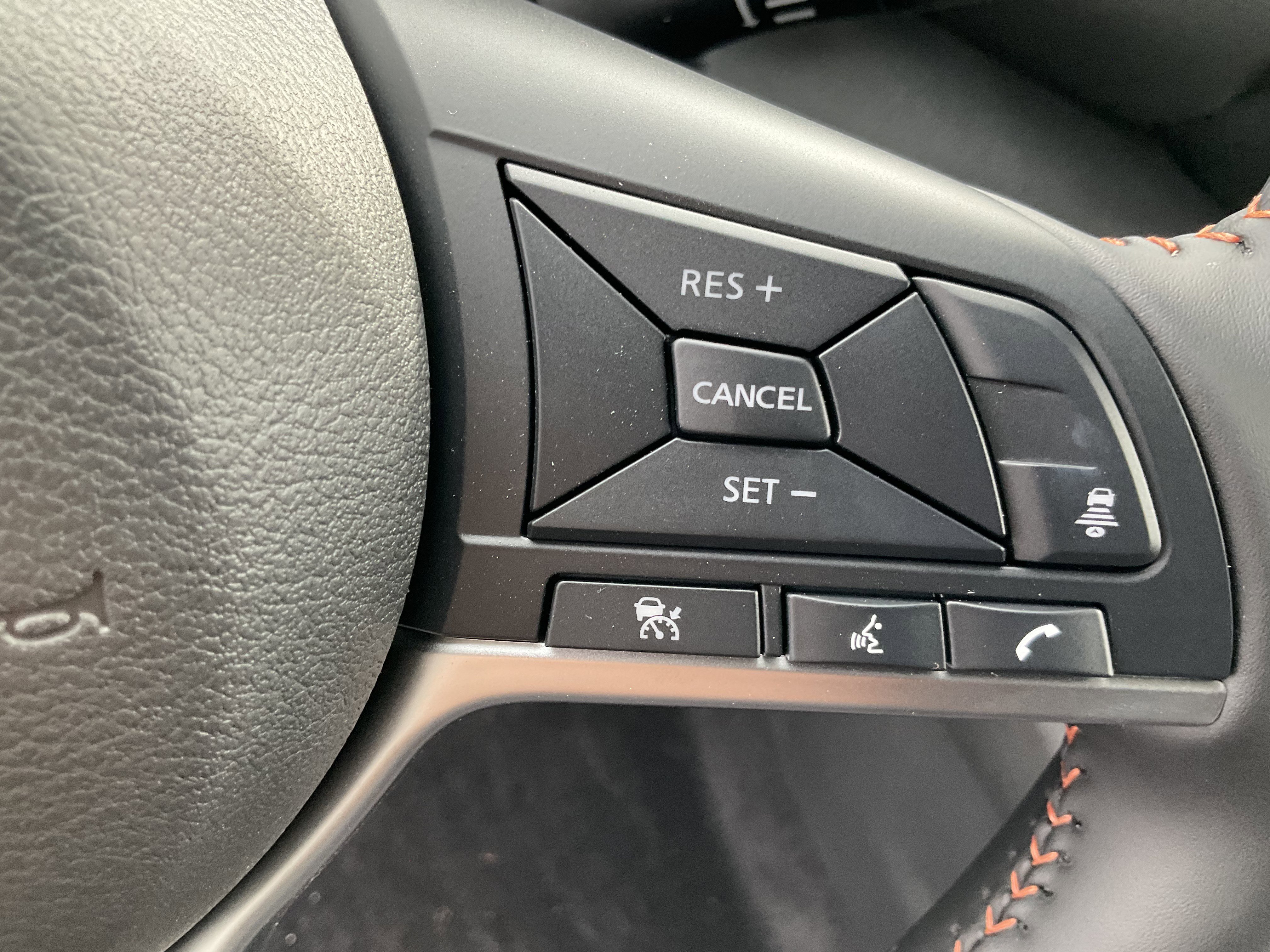 Used 2025 Nissan Sentra SR image 31