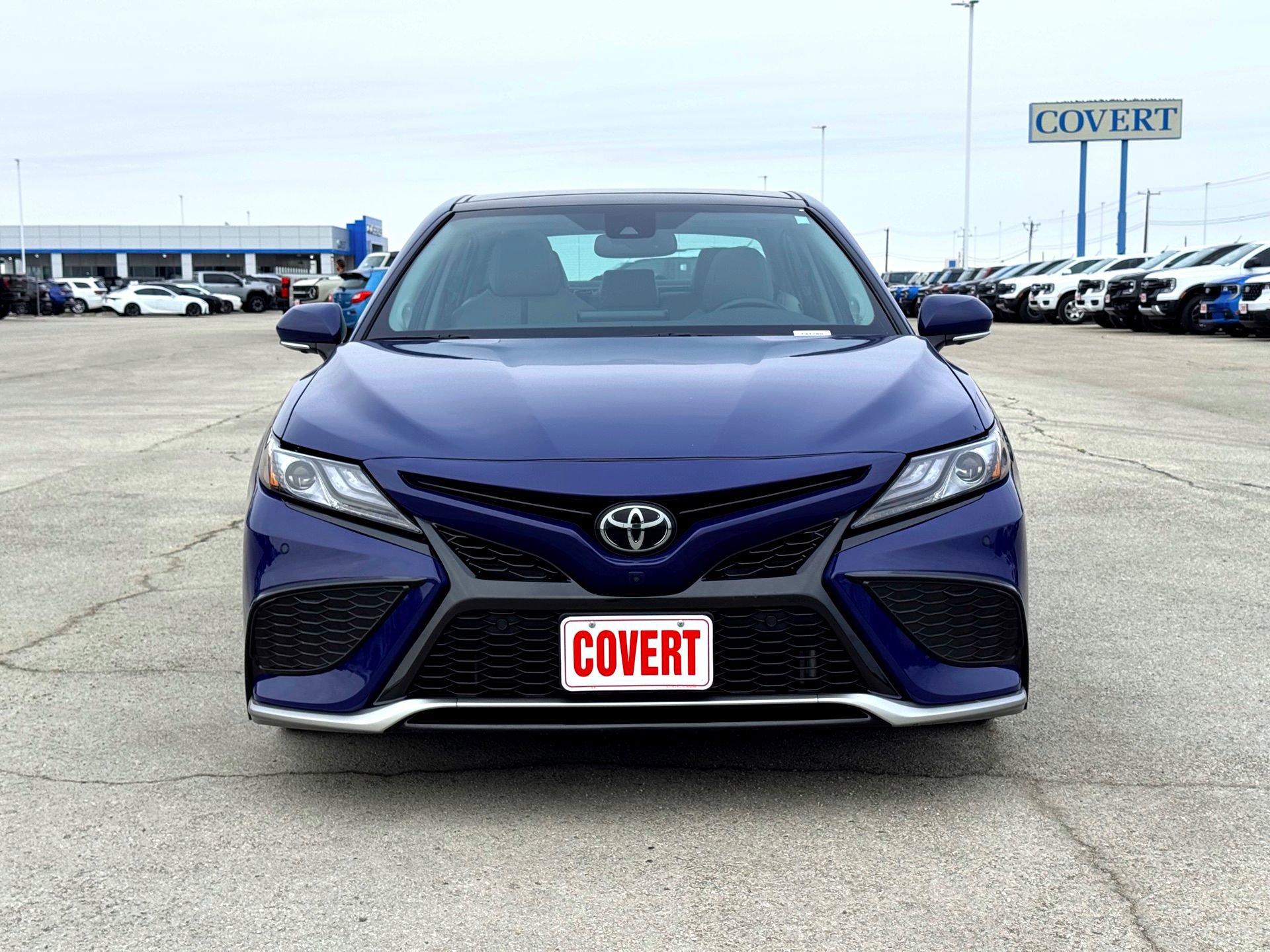 Used 2024 Toyota Camry XSE w/ Navigation Package image 3