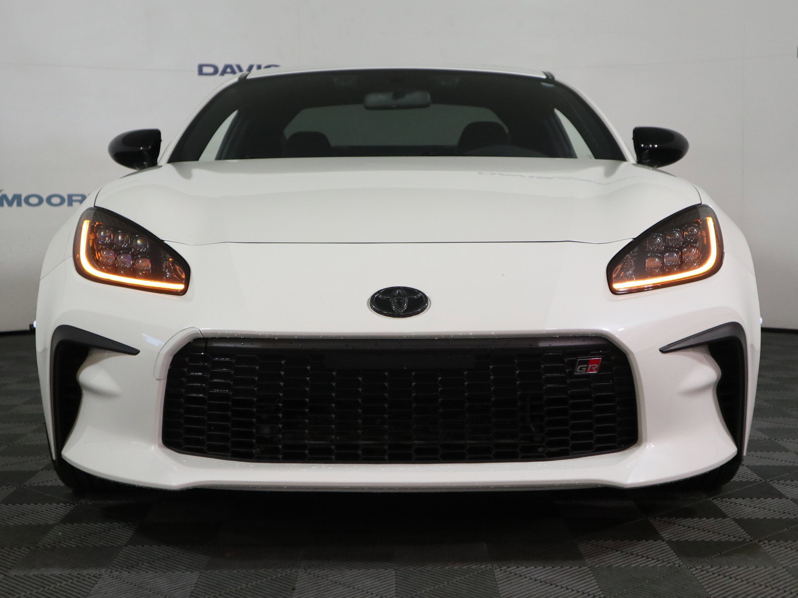 Used 2022 Toyota GR86 Premium w/ ALL Weather Mat Package (TMS) RWD image 13