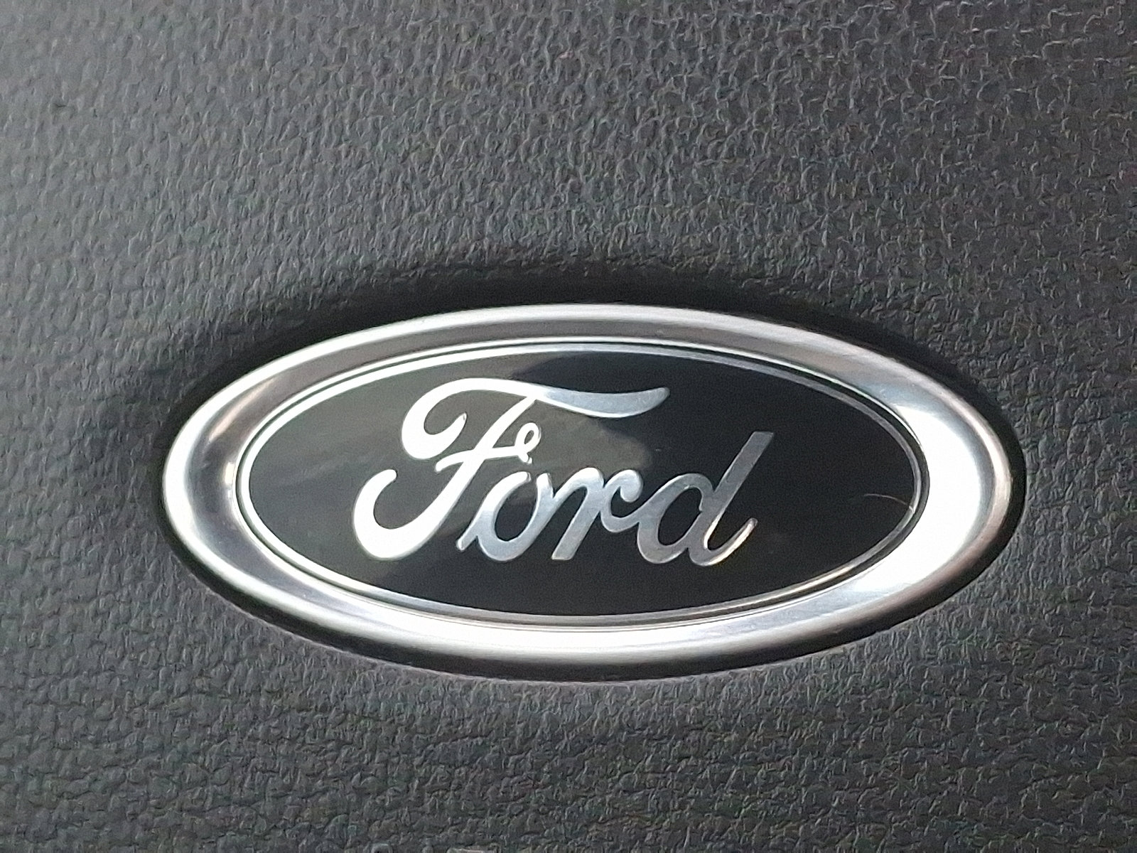 Certified 2022 Ford F150 XLT w/ Equipment Group 302A High image 31