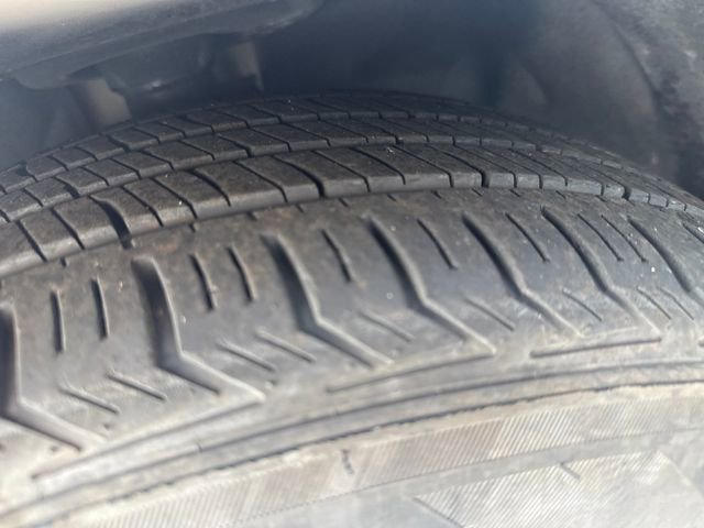 Used 2023 Chevrolet Malibu LT image 31