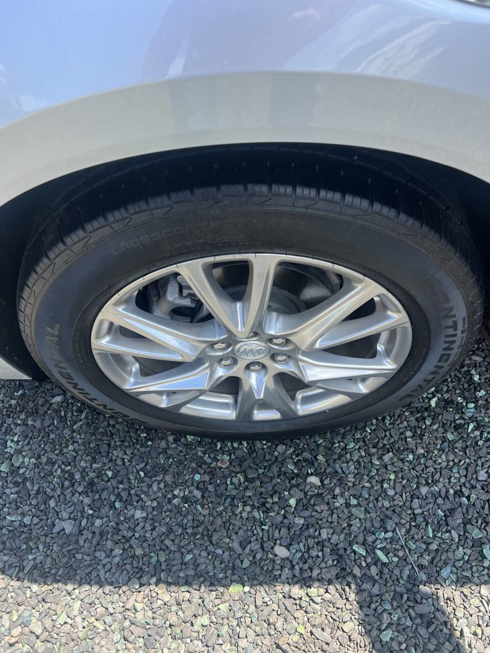 Used 2022 Buick Enclave Essence w/ Experience Buick Package image 4