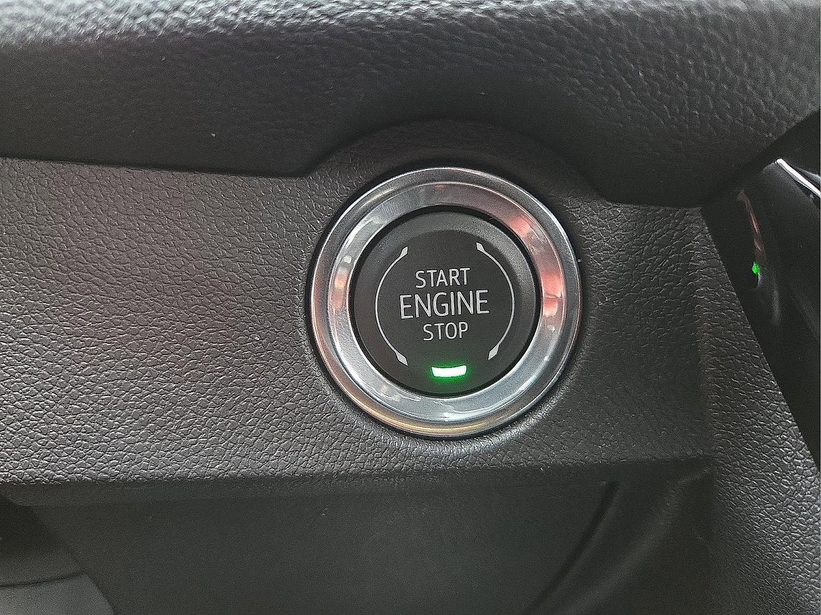 Used 2026 Chevrolet Traverse RS FWD image 22