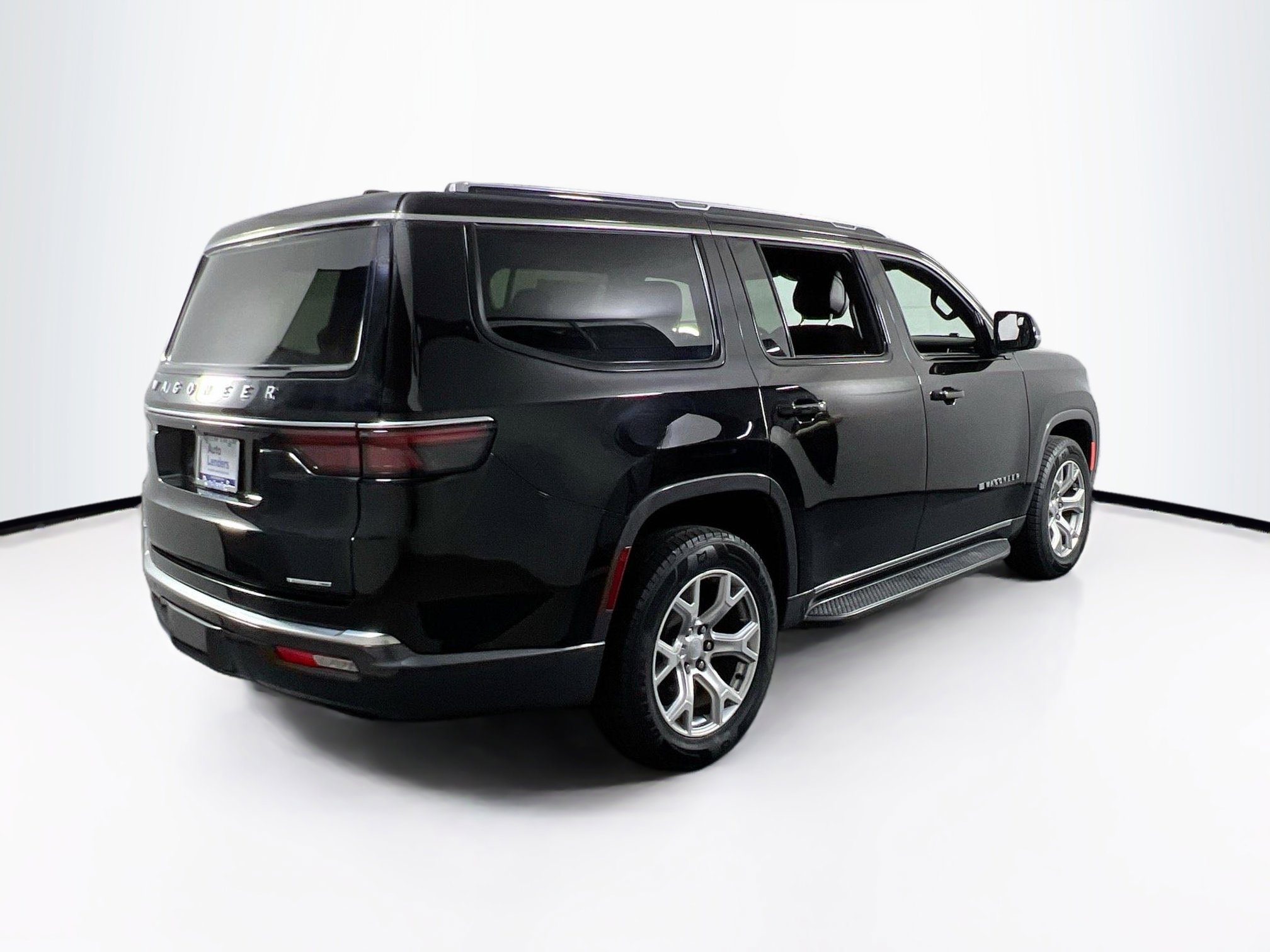 Used 2022 Jeep Wagoneer Series II image 5