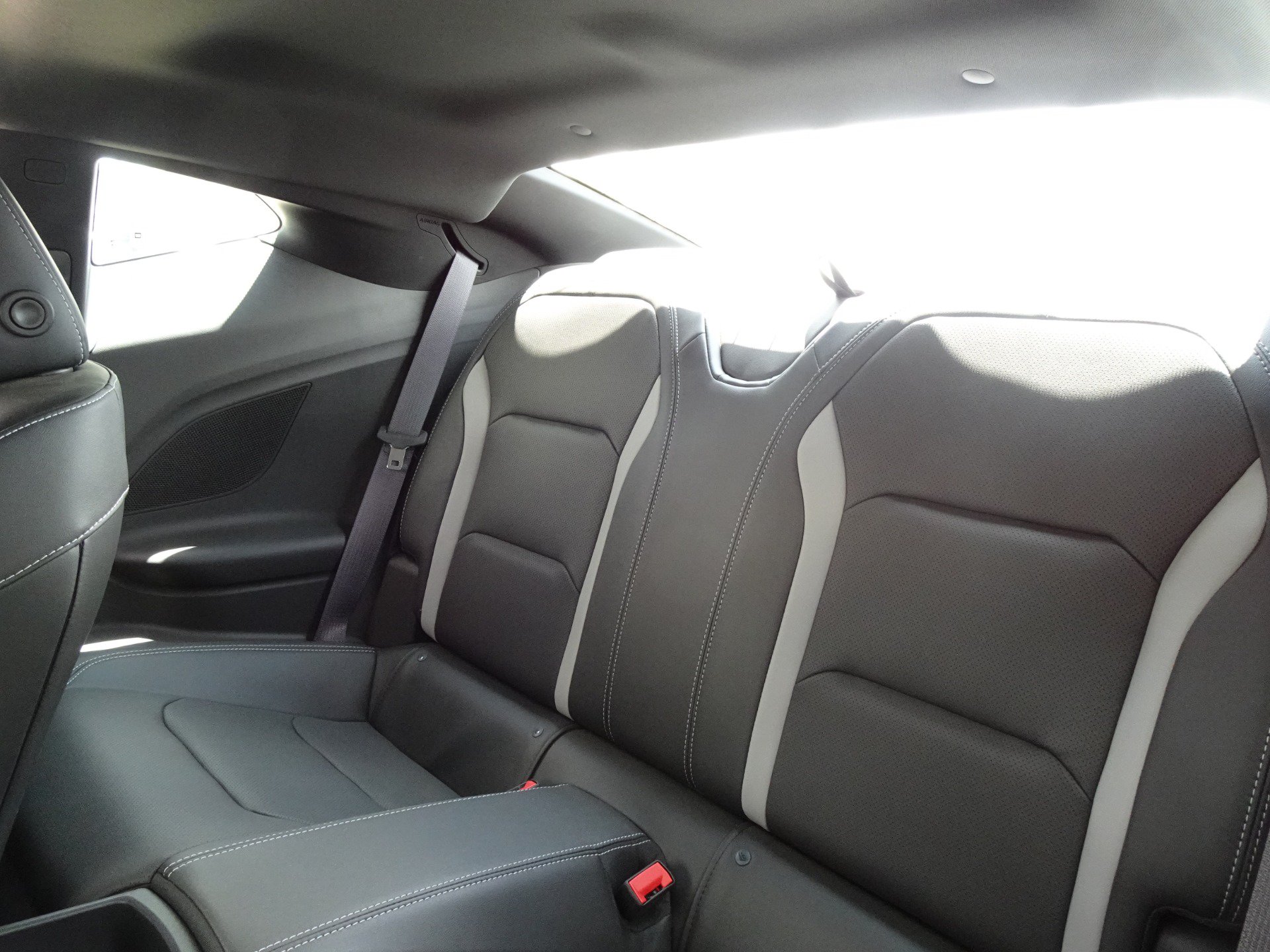 Used 2017 Chevrolet Camaro SS RWD image 14