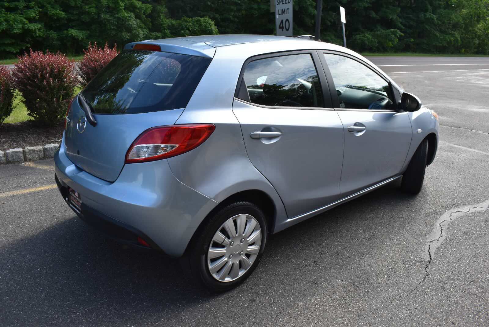 Used 2013 MAZDA MAZDA2 Sport FWD image 4