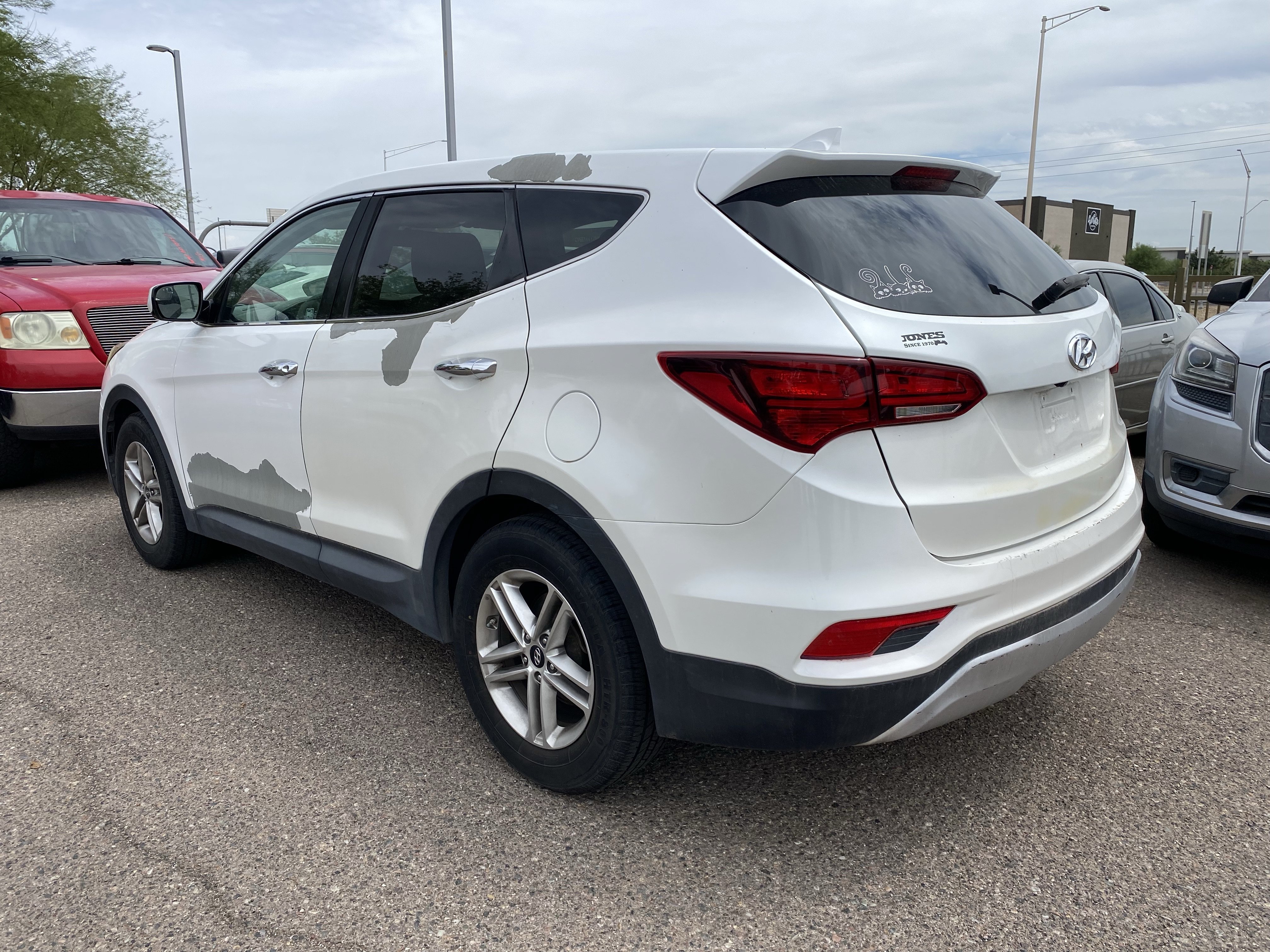 Used 2017 Hyundai Santa Fe Sport FWD image 4
