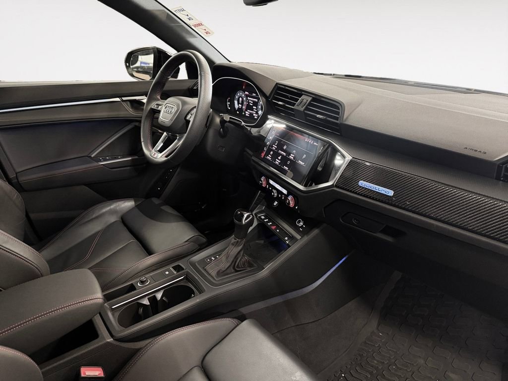 Used 2025 Audi Q3 2.0T Premium Plus w/ Premium Plus Package image 9