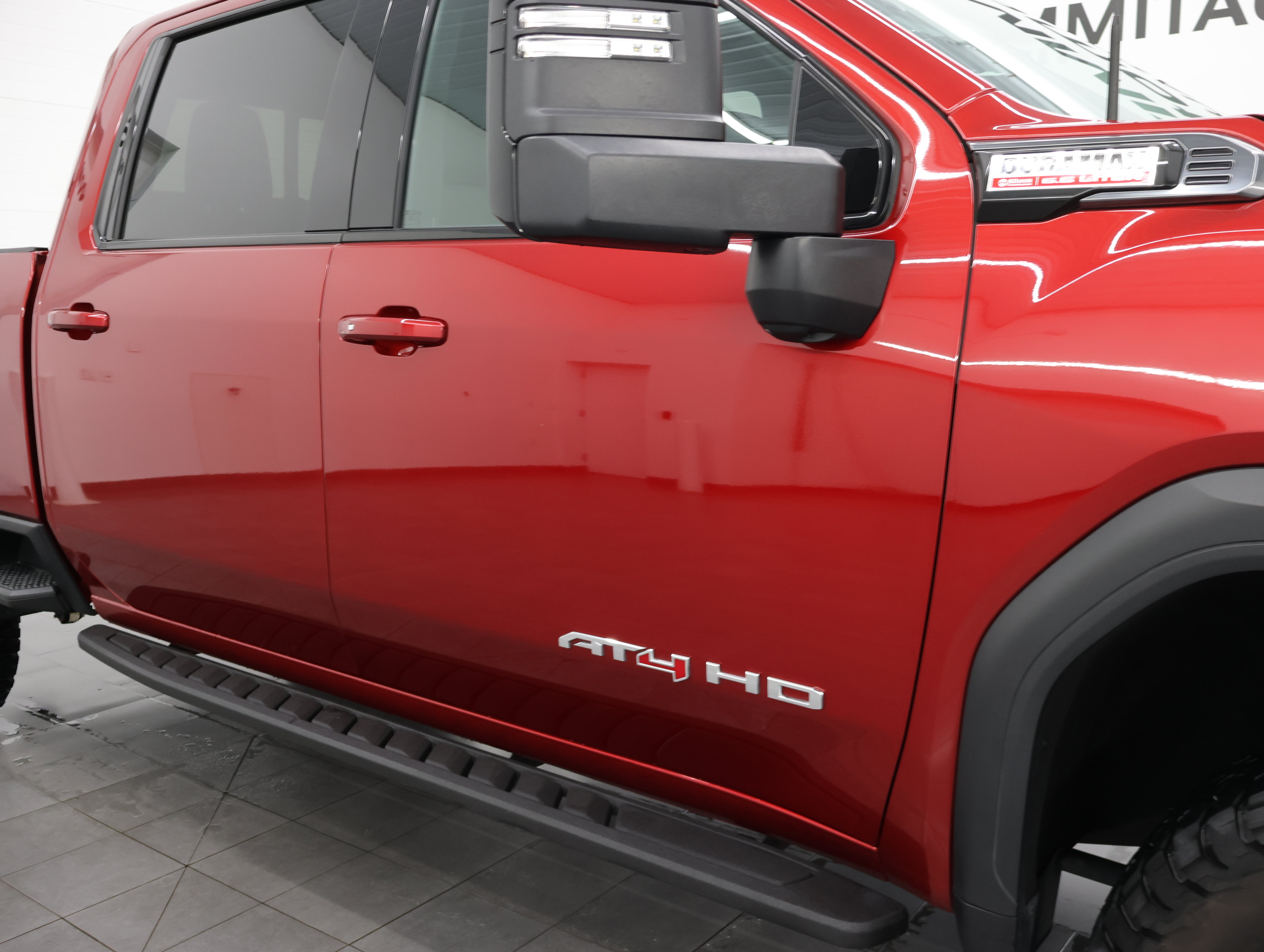 Used 2025 GMC Sierra 2500 AT4 w/ AT4 Premium Plus Package AWD/4WD image 31