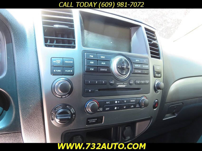 Used 2014 Nissan Armada SV AWD/4WD image 13