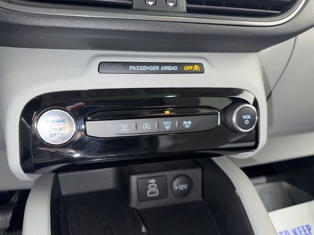 Used 2025 Ford Escape Active w/ Active Premium Tech Pack image 25