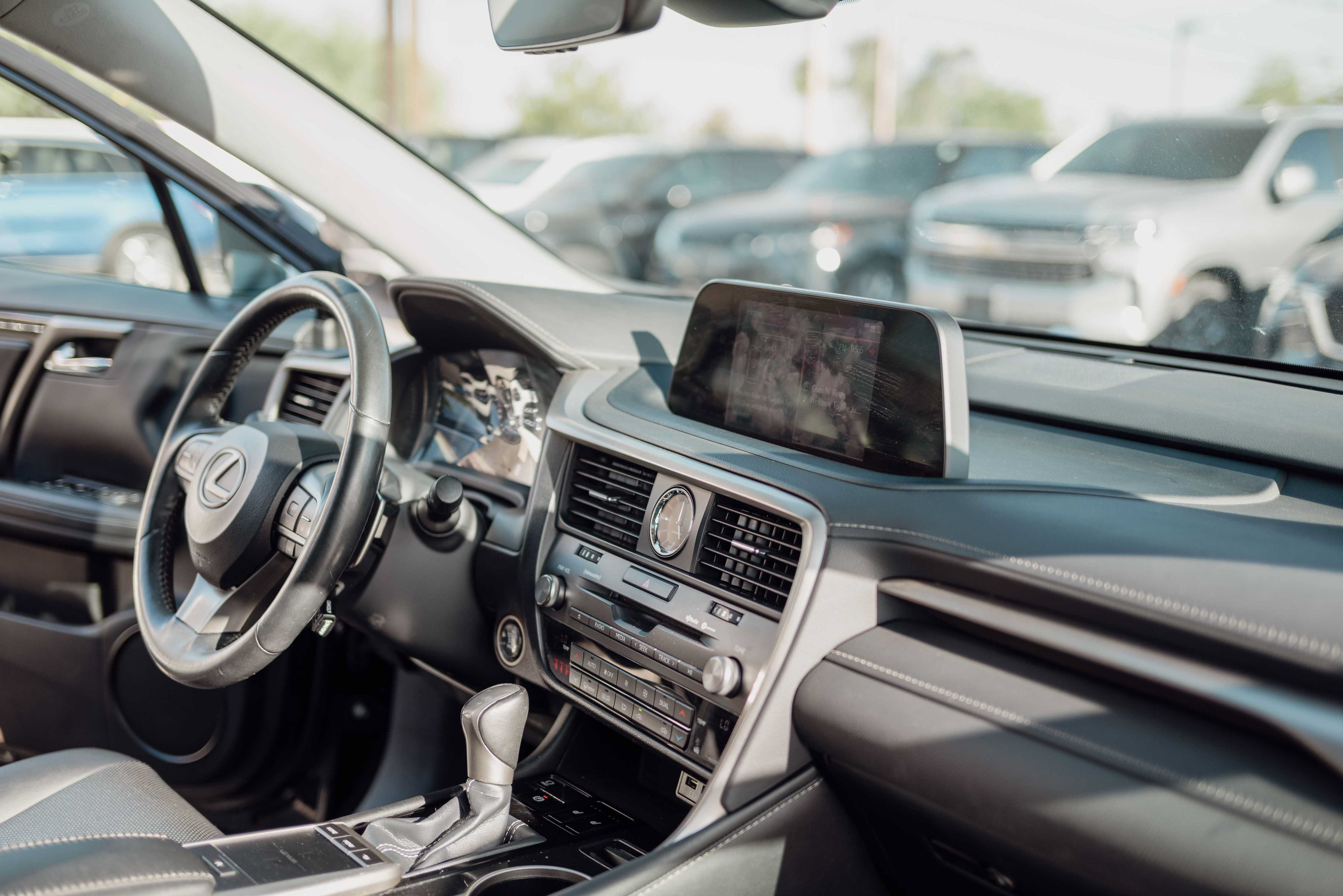 Used 2020 Lexus RX 350 FWD w/ Accessory Package image 15