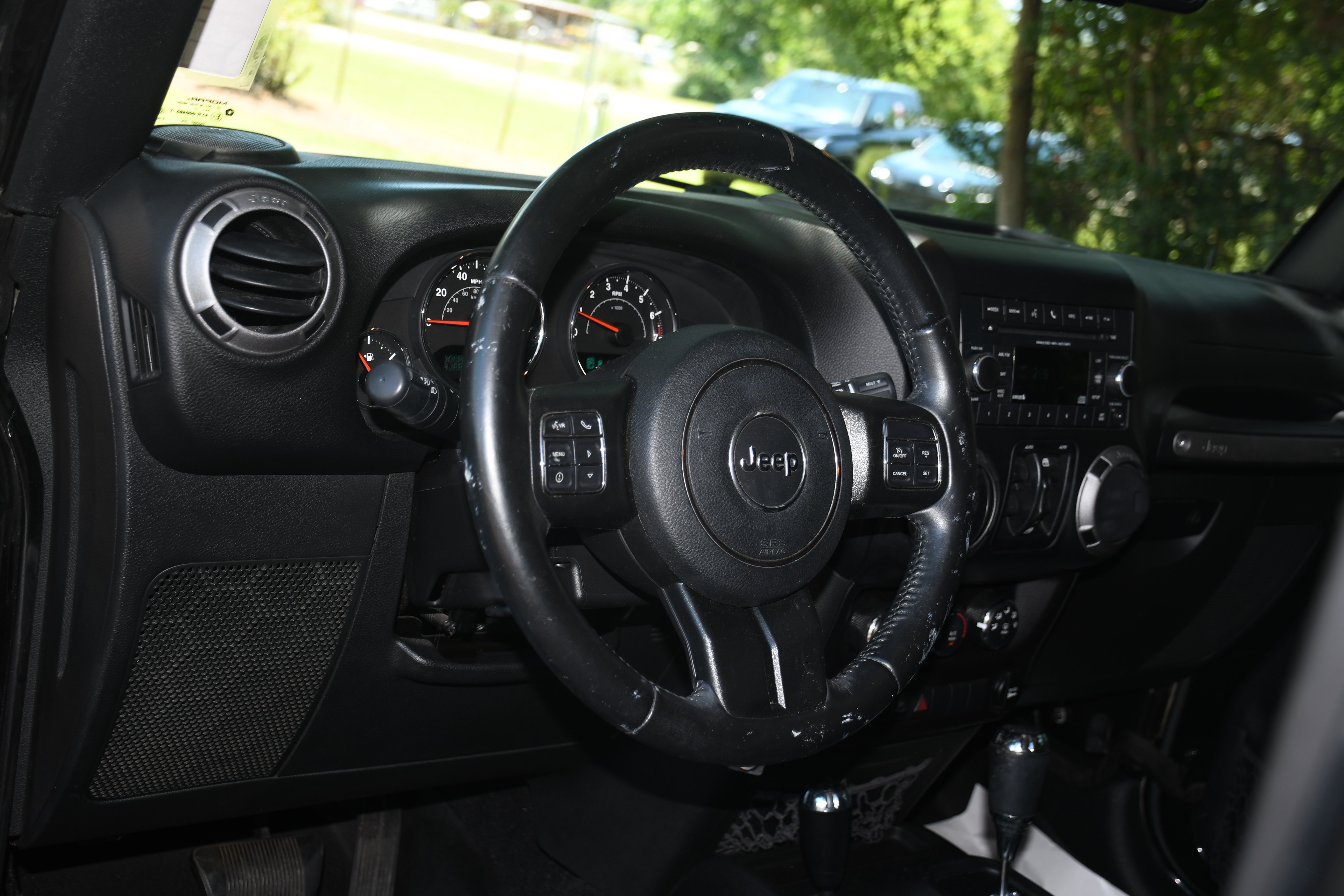 Used 2017 Jeep Wrangler Unlimited Sport w/ Quick Order Package 24S AWD/4WD image 8